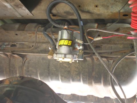 1979 Ford Bronco - Jegs 105gph 14psi electric fuel pump