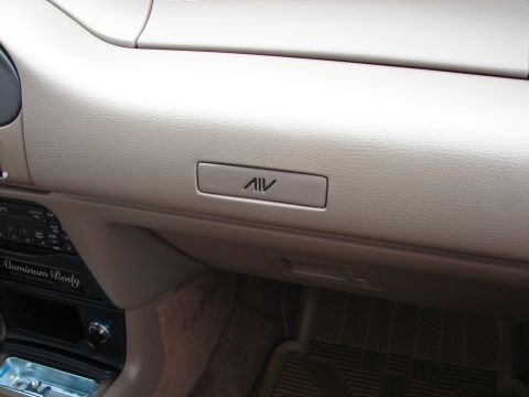 1992 Ford Taurus - The interior dashboard features an AIV emblem and a sticker reading 'Aluminum Body'.