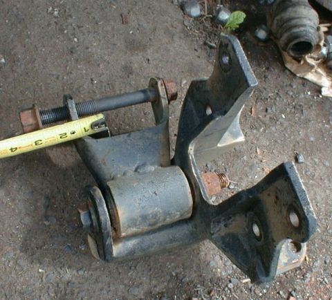 1990 Ford Bronco - F450 rear shackles and spring hangers