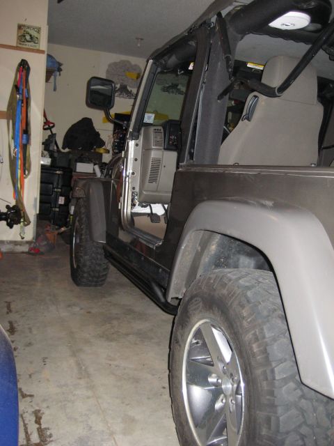 2005 Jeep Wrangler - Side view of a 2005 Jeep Wrangler, highlighting its sliders.