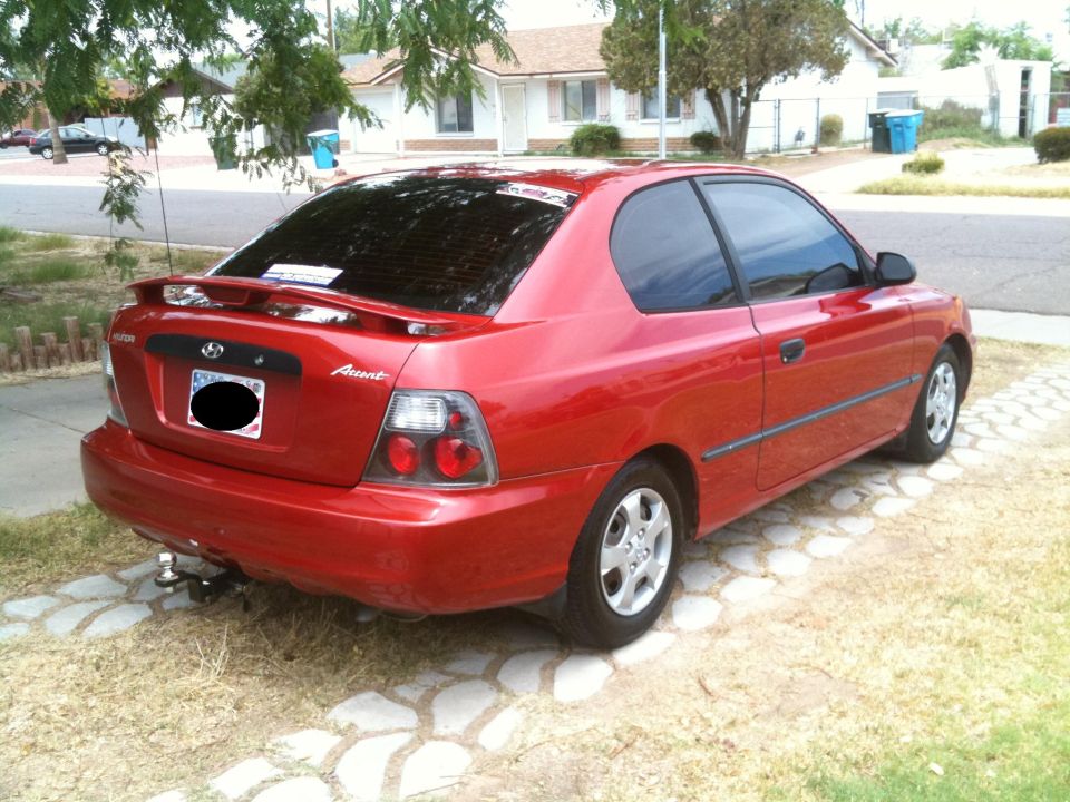 2000 Hyundai Accent in 2010
