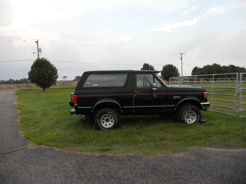 1988 Ford Bronco “TombStone”