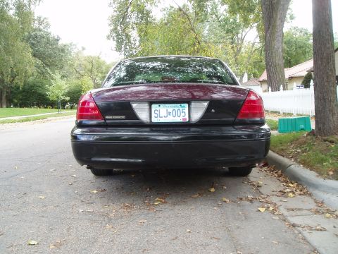 1999 Ford Crown Victoria photo