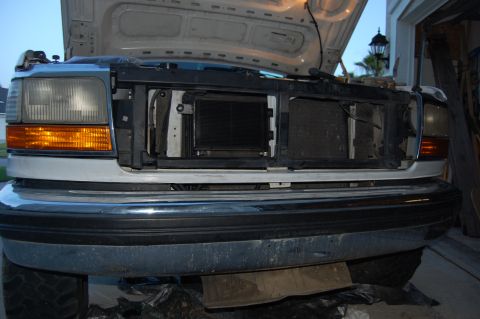 1994 Ford Bronco - Eplorer cooler mounted.