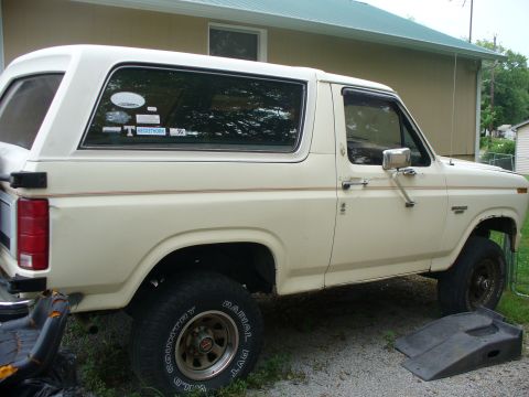 1985 Ford Bronco photo