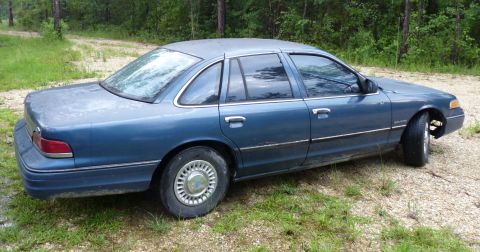 1993 Ford Crown Victoria photo