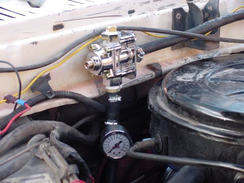 1978 Ford Bronco - Holley fuel pressure regulator and Summit Racing pressure gauge. Usually run at 5-1/2 psi with carb. Used to run at 14psi with TBI fuel inj…
