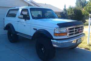 1994 Ford Bronco photo
