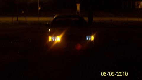 2004 Ford Crown Victoria photo