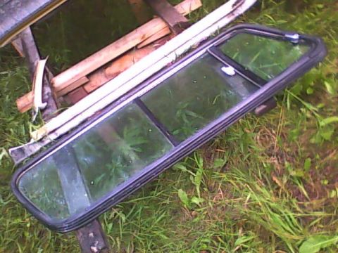 1978 Ford Bronco - pass side window removed from topper