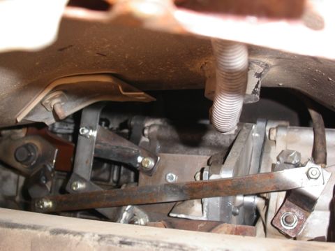 1990 Ford Bronco II - Modified shifter linkage
