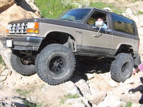 1990 Ford Bronco II - First real trail for the BII. No dual t-case yet. Did pretty good considering... Another guy I was with had clutch issues before I did lol…
