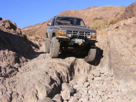 1990 Ford Bronco II - Coming down Doran Cyn.