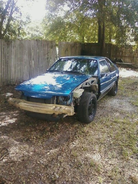 1989 Ford Mustang photo