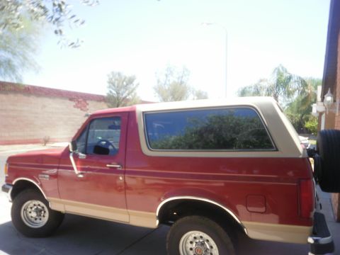 1991 Ford Bronco photo