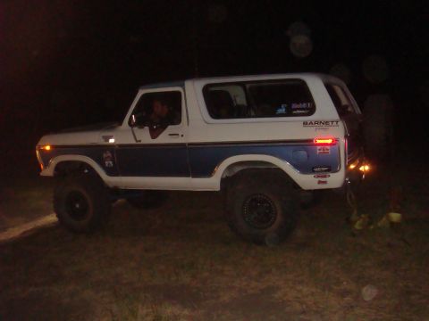 1992 Ford Bronco - This 1978 Ford Bronco has a two-tone paint scheme and appears to be modified for off-road use.