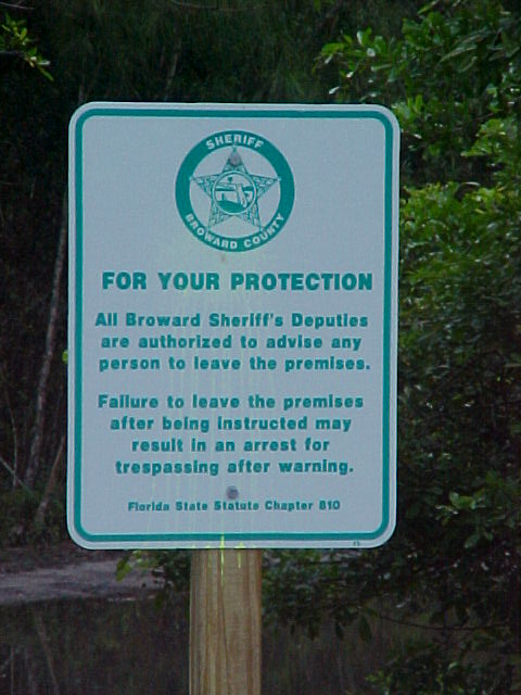 1996 Ford Bronco - Sign details Florida State Statute Chapter 810 regarding trespassing after warning.