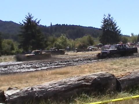 1994 Ford Explorer - Steve getting a lead on his opponent in the 1st race.