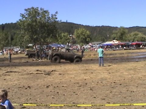 1994 Ford Explorer - My 5th race, I lost. It sure was fun while it lasted though!