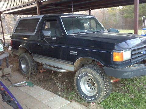 1990 Ford Bronco photo