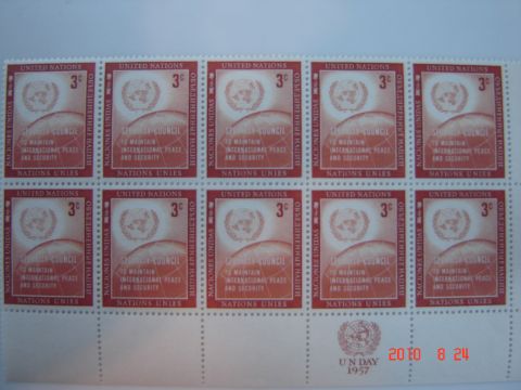 1993 Ford Bronco - A sheet of ten United Nations stamps, each depicting the UN emblem and text about the Security Council.