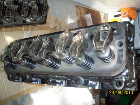 1985 Ford Bronco - Engine cylinder heads with visible rocker arms and valve springs, dated 23/08/2010.