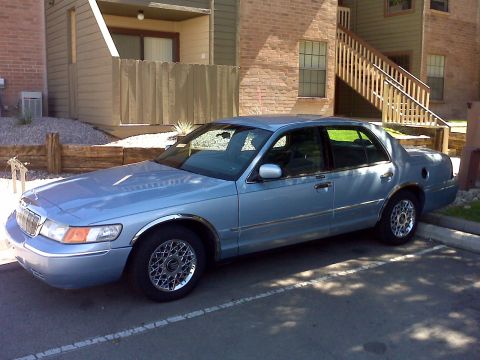2000 Mercury Grand Marquis photo