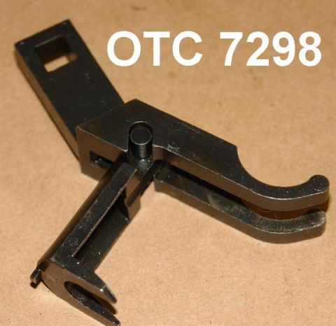 1994 Ford Crown Victoria - Valve spring compression tool used when replacing valve stem seals on SOHC modular engines.