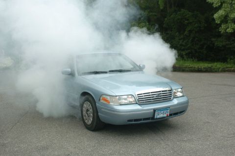 2003 Ford Crown Victoria photo