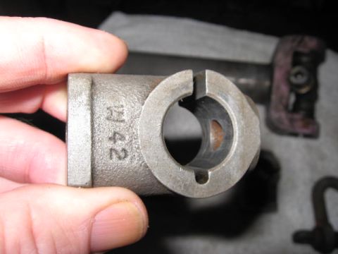 1963 Ford Galaxie - Inside of rocker stand