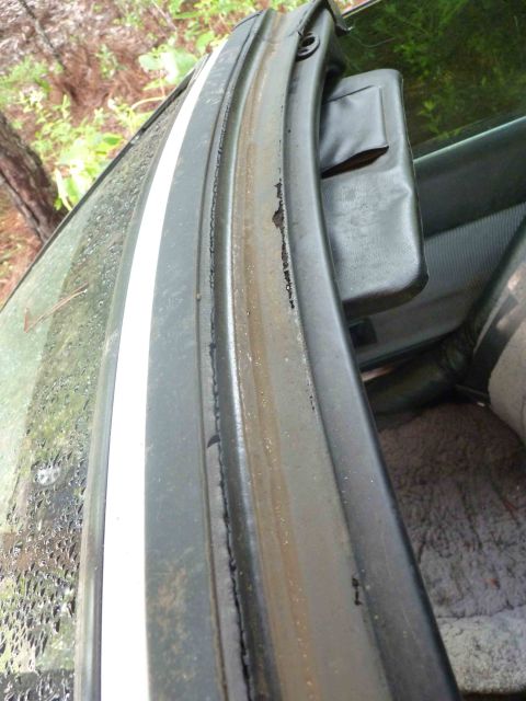 1988 Toyota Celica - As you can see it is worn across the top of the windshield.
