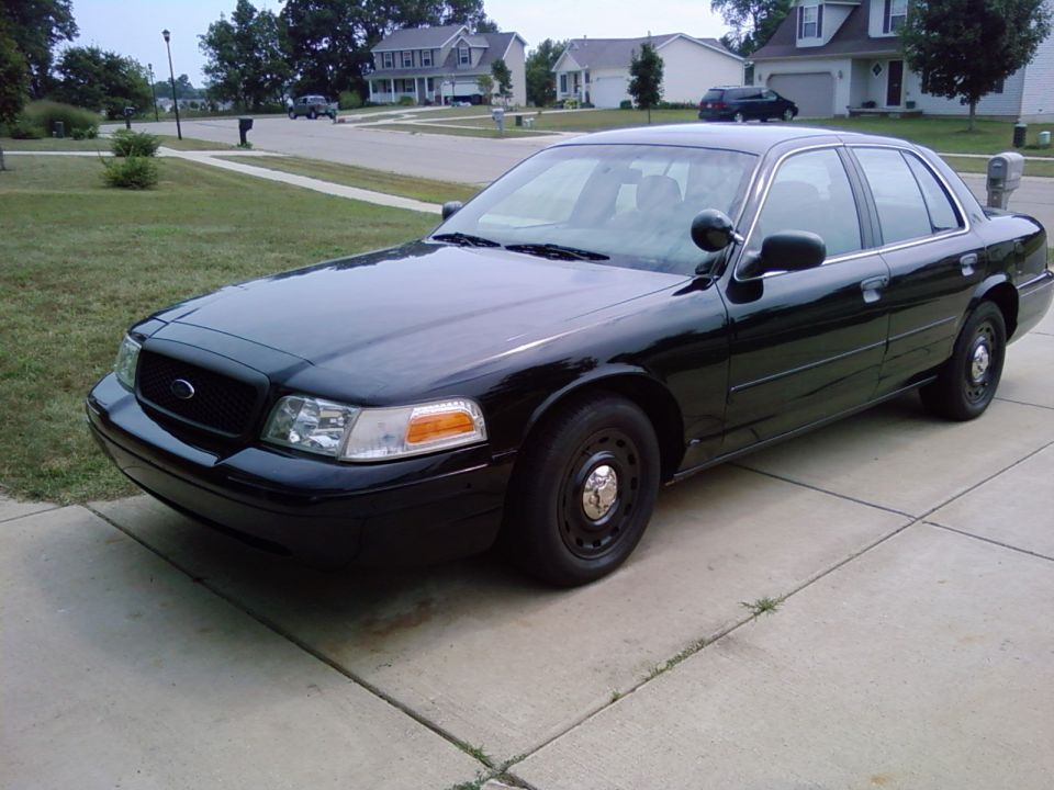 2003 Ford Crown Victoria