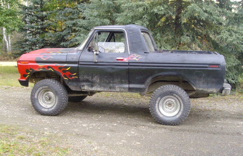 1978 Ford Bronco “Blackie The Friesian Half Cab”
