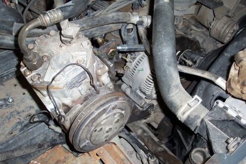 1987 Ford Bronco - york on an EFI 460