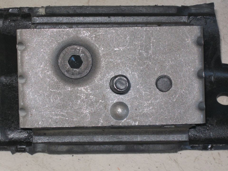 Motor mount with hex bolt and other fasteners