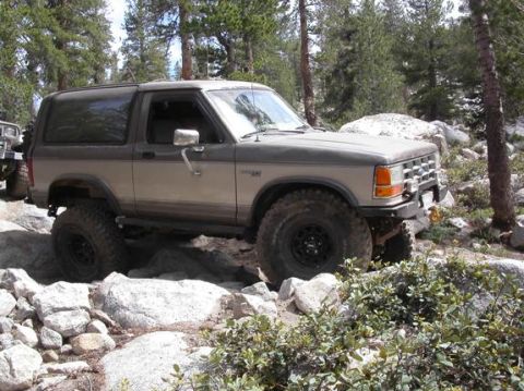 1990 Ford Bronco II - Drivin' on thru