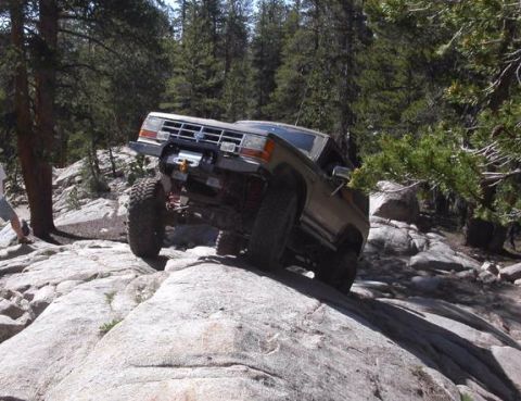 1990 Ford Bronco II - Coming up Divorce Rock.
