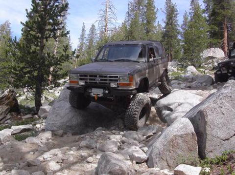 1990 Ford Bronco II - A little flexing on Thompson Hill