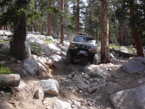 1990 Ford Bronco II - Continuing down Thompson Hill