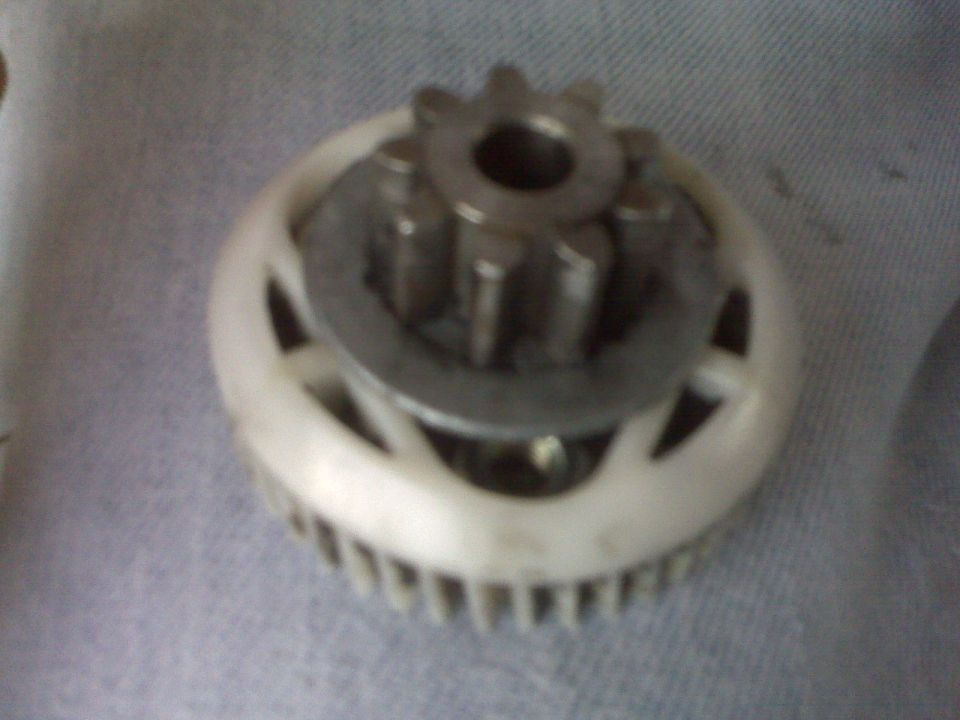 Notice the 1/4" nut hiding.