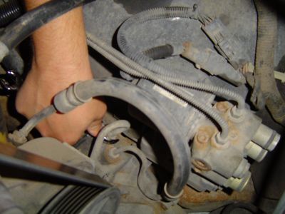 1995 Ford Bronco - Im sry bro... next time I will have line/tube wrenches.