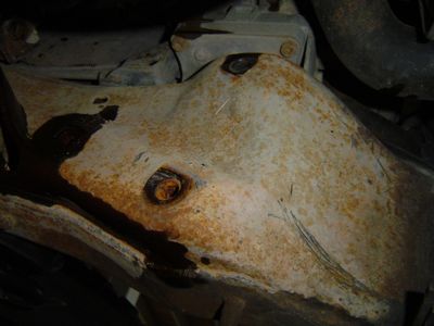 1995 Ford Bronco - Lots of rust in and out.... long cleaning, and painting, ahead.