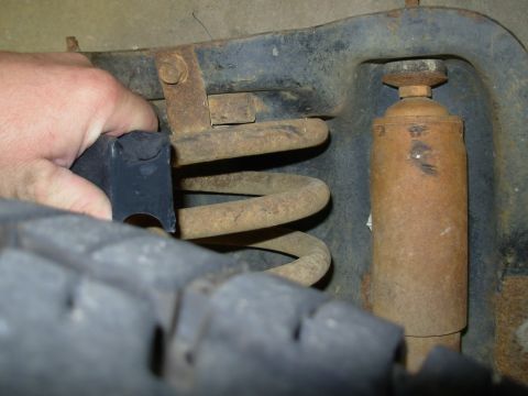 1983 Ford Bronco - The effective height between the grooves is only 1", so they'll go in the tight coils near the top where they can do some good.