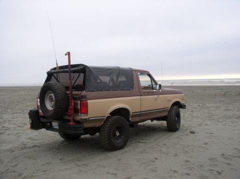 1987 Ford Bronco - The Ass end of my Bronco