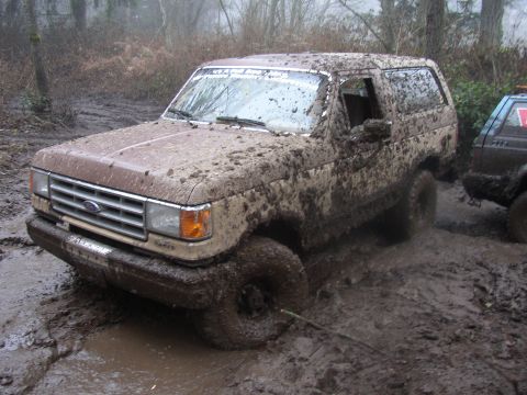 1987 Ford Bronco - More out wheeling