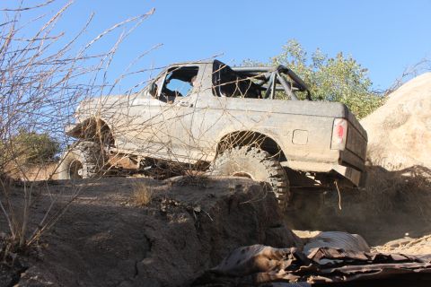1992 Ford Bronco - Modified 1992 Ford Bronco navigates a rocky off-road course.
