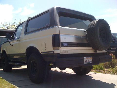 1989 Ford Bronco - This 1987 Ford Bronco shows its rear-mounted spare tire and distinctive body style.