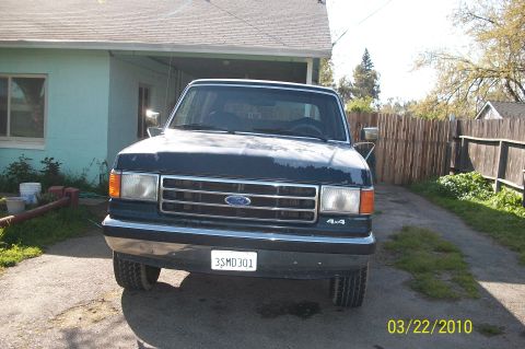1991 Ford Bronco photo
