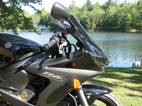 2008 Yamaha R1 photo