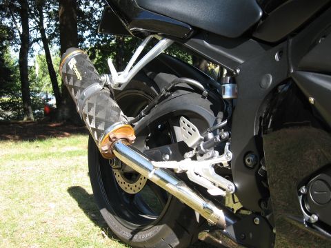 2008 Yamaha R1 photo
